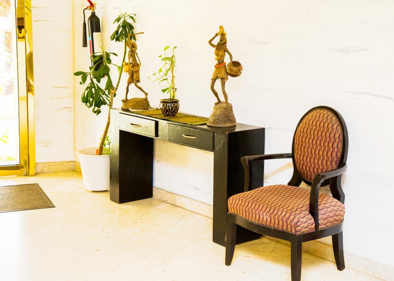 Hotel Bon Voyage Lagos Extérieur photo