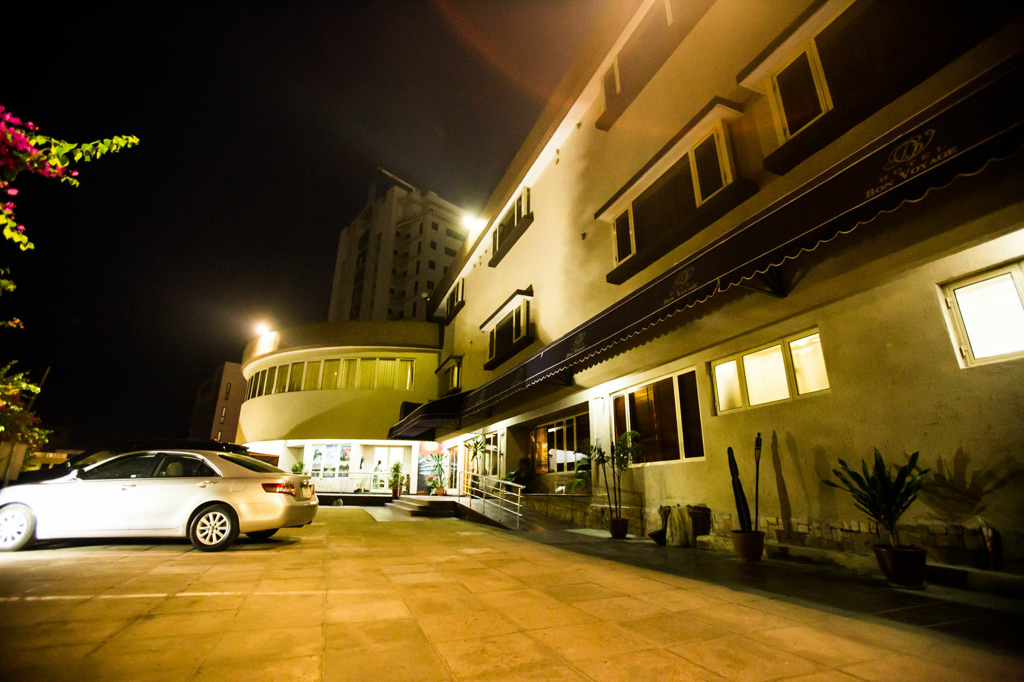 Hotel Bon Voyage Lagos Extérieur photo